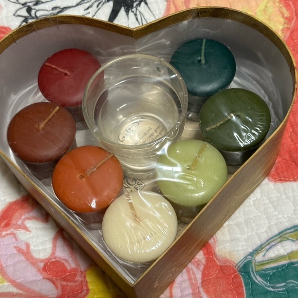 Just Believe candle assortment from Lang Candles. Includes 7 candles & holder. - Picture 4 of 6